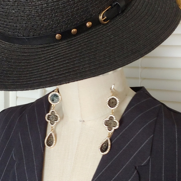 No Jewelry - Gold and Black Mesh Diamond Drop Earrings!